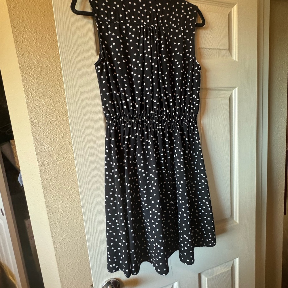 Two dresses - Picture 3 of 6